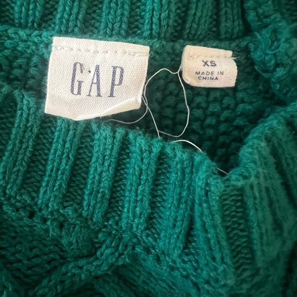 Green Cable Knit Sweater - Picture 3 of 3